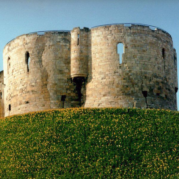 York_Castle_1.jpg