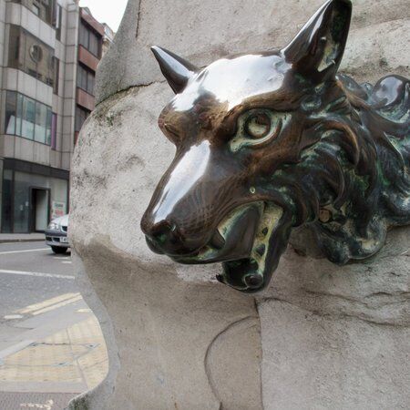 Aldgate Pump 4