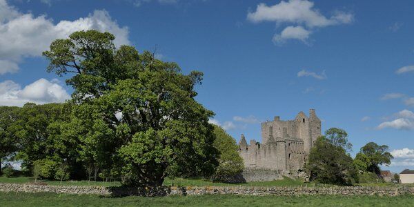 Craigmillar Castle 9