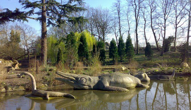 Crystal Palace Park Dinosaurs