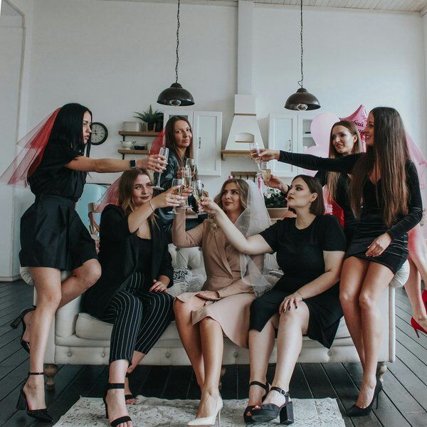 14+ Manchester Hen Do Ideas (Beyond Your Typical Night Out)