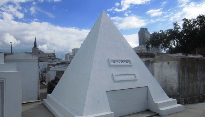 Nicolas Cage Pyramid Tomb