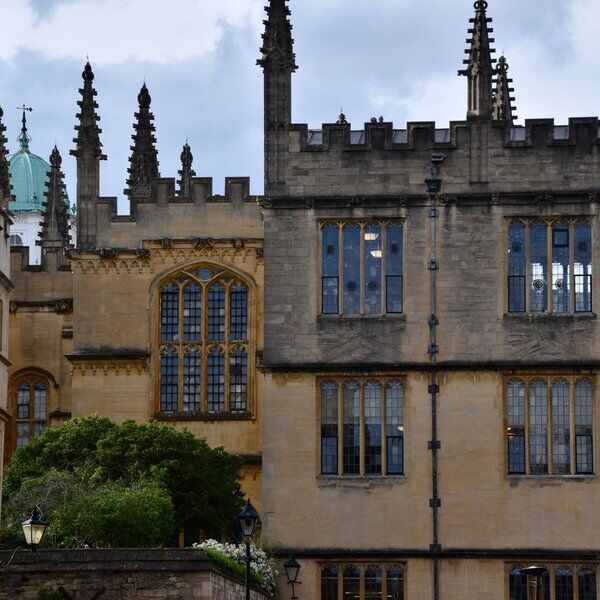 Old Bodleian Library Outside-2