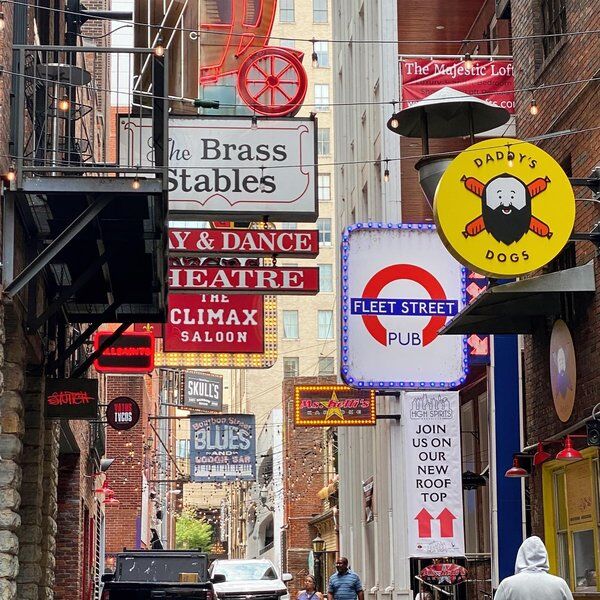 Printer's Alley 4