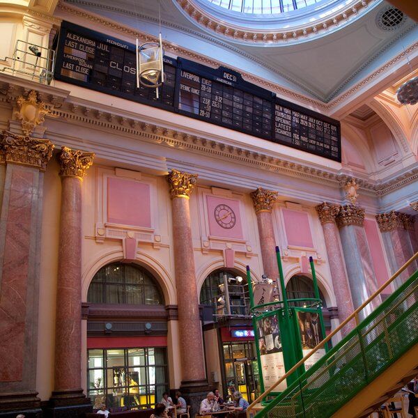 Royal_Exchange_Manchester_Interior01