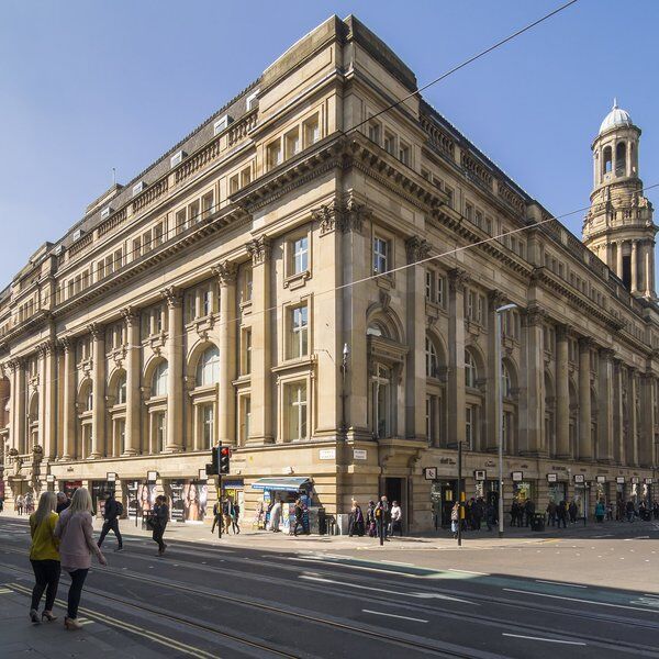Royal_Exchange_Theatre_Manchester_Exterior_03