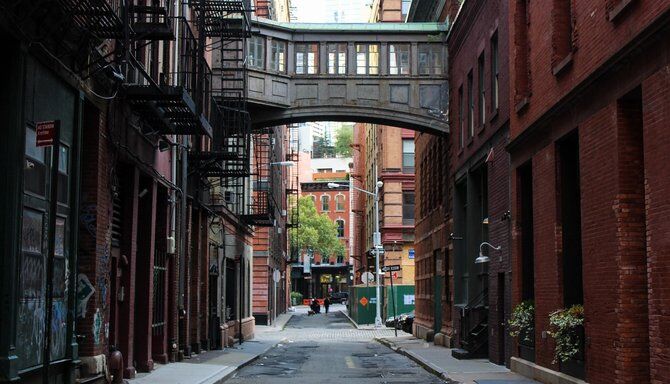 Staple Street Skybridge