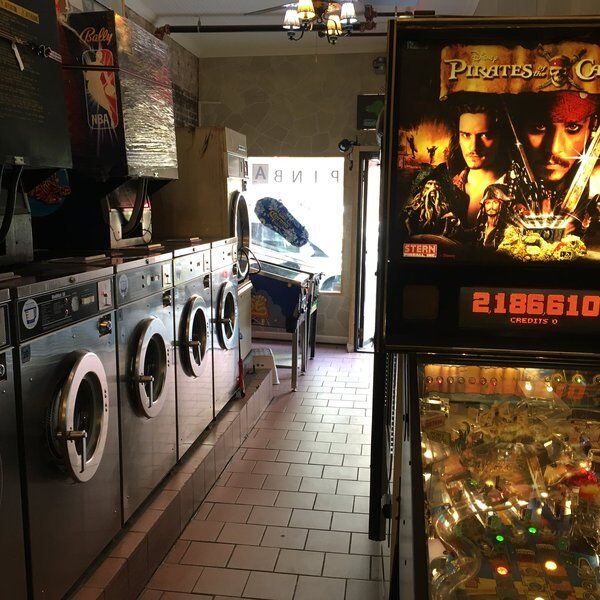 Sunshine Laundromat
