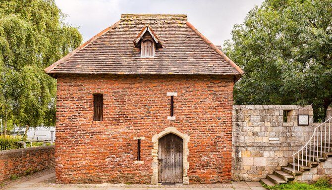 Treasure Hunt / Scavenger Hunt